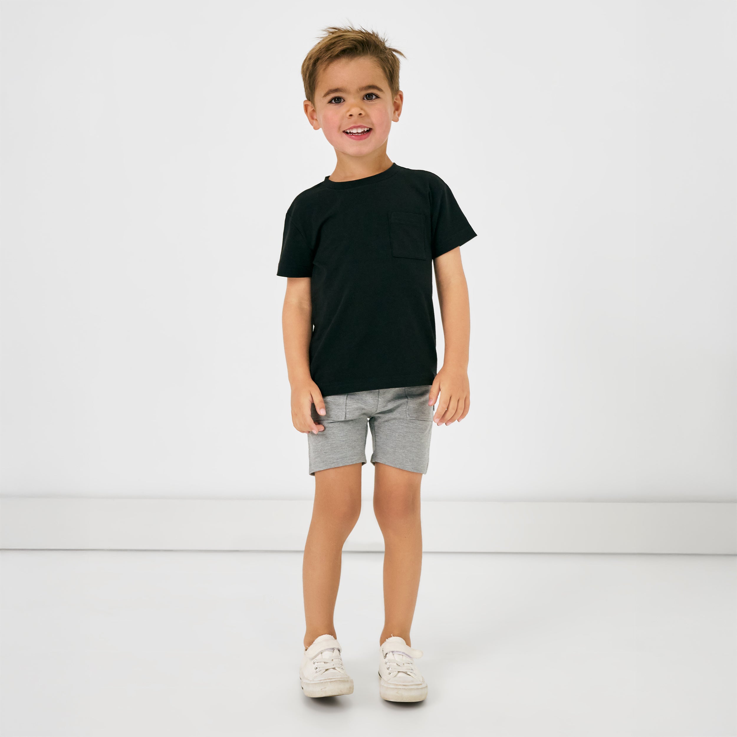 Black Short Sleeve Relaxed Pocket Tee